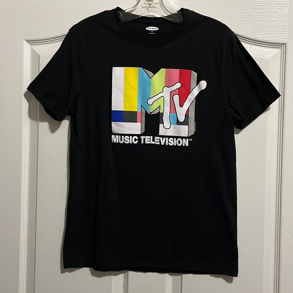 MTV black shirt M